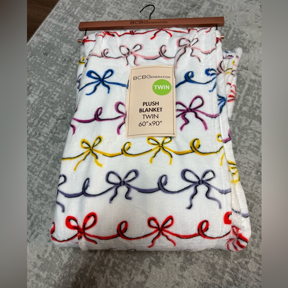 BCBG Bow Twin Blanket